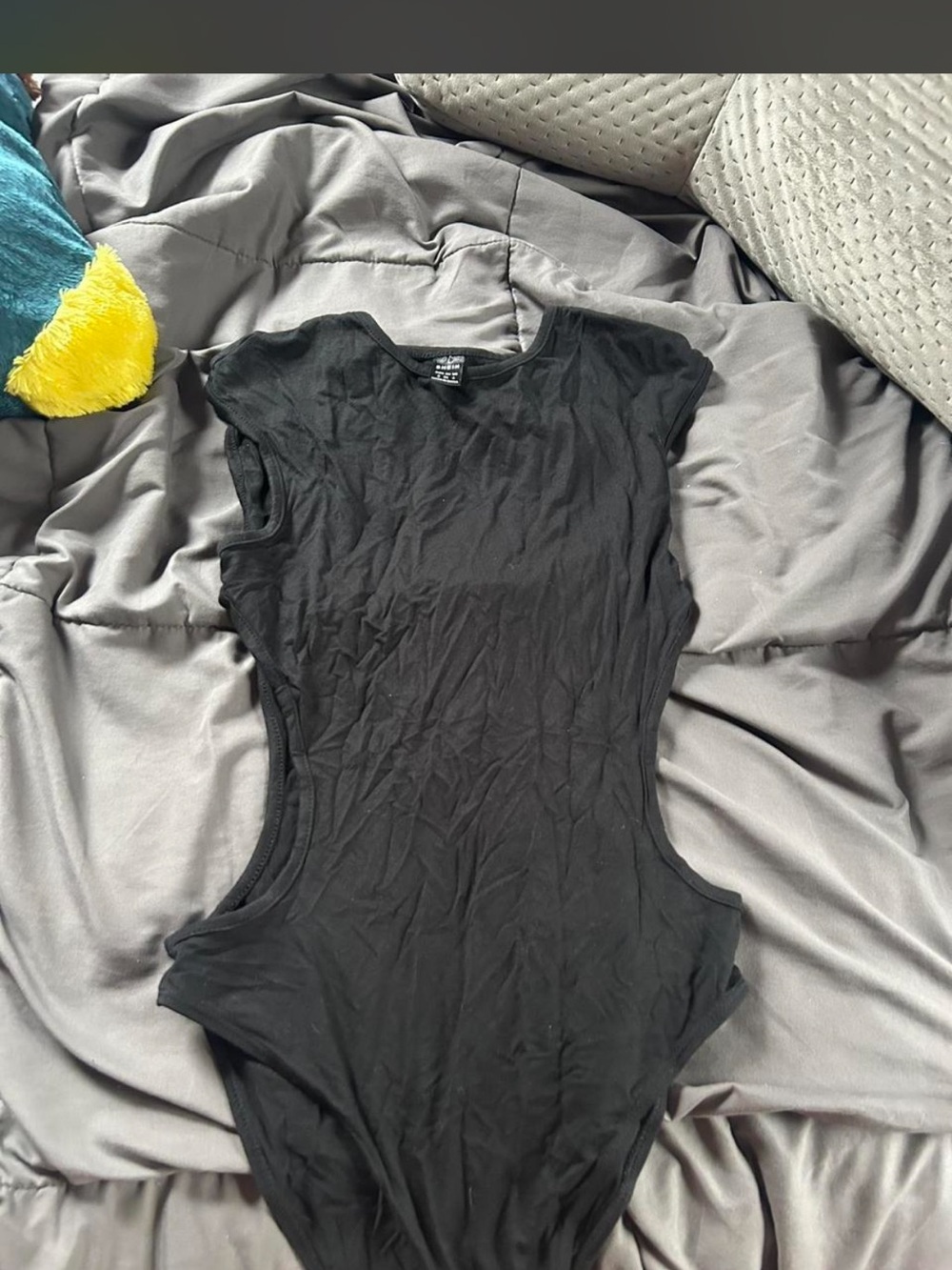 SHEIN Black Cutout Bodysuit